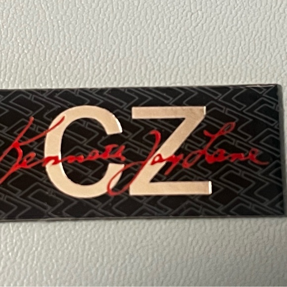 Elegant Silver Earrings with Yellow Gemstones - Picture 12 of 12